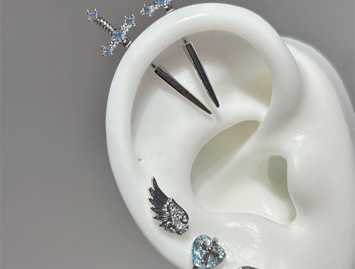 New Fashion Love Wings Cross Acciaio inossidabile Osso dell'orecchio Chiodo Zircone lucido Orecchino con filo alla moda per le donne Accessorio per piercing al corpo platinumshop