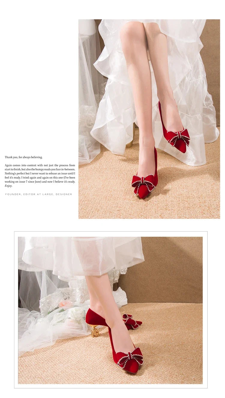 Moda di lusso Rivetto Fibbia Cintura Appartamenti Mocassino slip-on da donna Scarpe a punta Scarpe da balletto Mocassini da donna da ufficio 2025