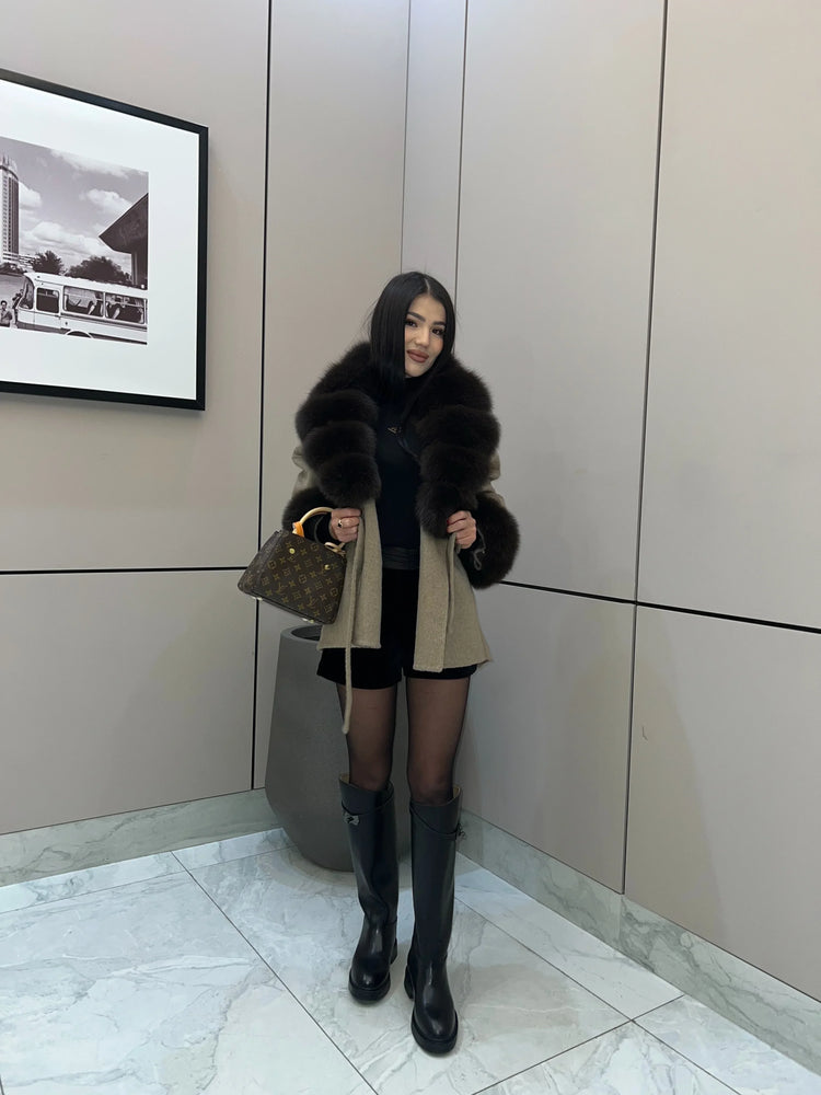 Lady Faux Fur Collar Cuffs Patchwork Short Overcoat  Belted Lace Up Loose Warm Jacket New Winter Daily Street Women's Outerwear
