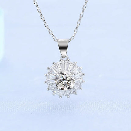 925 Sterling Silver Necklace For Women Round Pendent Sparkling Pave CZ Necklace Fashion Anniversary Birthday Jewelry Gifts N325 PlatiNum
