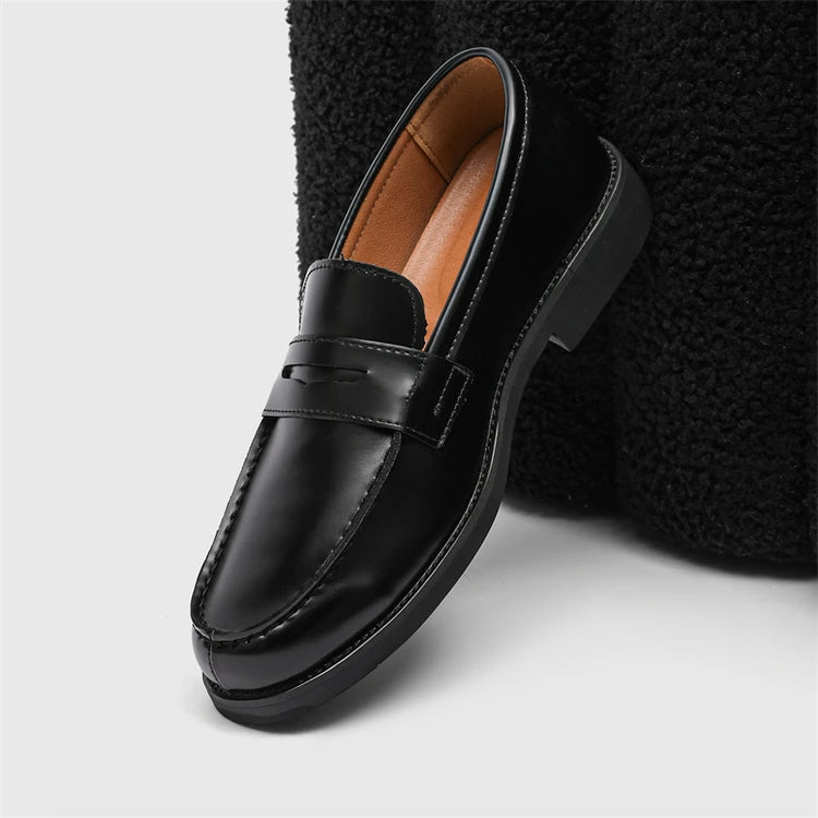 Scarpe casual fatte a mano Scarpe slip-on di vendita calde Mocassini eleganti da uomo in pelle Mocassini comodi di lusso Scarpe da lavoro da passeggio maschili