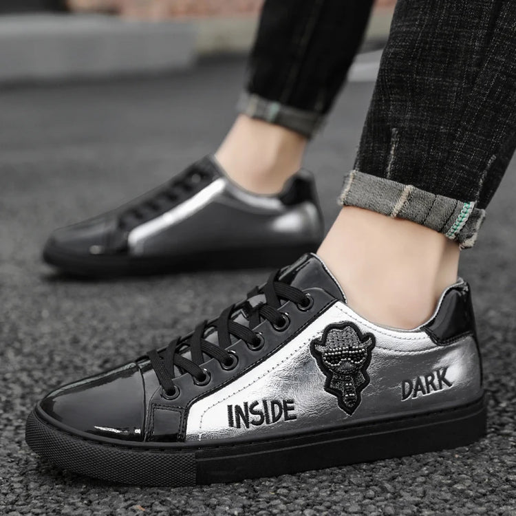 Men Casual Shoes Patent Leather Flats Skate Men Cool Driving Shoes Male Walking Shoes Sneakers Dress Trend the Latest Leisure