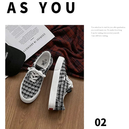 Designer Canvas Casual shoes for men  Flats Vulcanized Shoes Original printed sneakers male Skateboard street shoes men Tennis