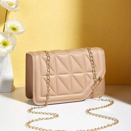 Trendy Embroidered Square Bag  - Diamond Pattern Shoulder Purse with Chain Strap & Magnetic Closure PlatiNum