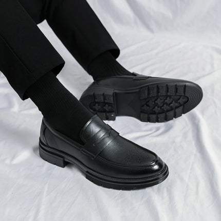 Scarpe Casual con suola spessa di lusso primaverile mocassini Penny neri da uomo scarpe eleganti da ufficio marrone per Mentênis masculino
