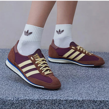 Scarpe casual basse basse da donna originali Adidas IE3425