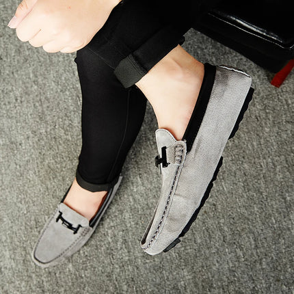 Estate nuovi mocassini in pelle scamosciata comodi appartamenti scarpe Casual da uomo traspirante Slip-On scarpe da guida in morbida pelle mocassini 2022