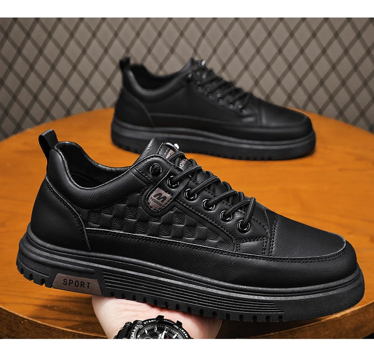 Men's Flat Casual Shoes Spring Breathable Soft-Sole Anti-Slip Outdoor Walking Shoes Youth Fashion White Shoes Sports Board Shoes
