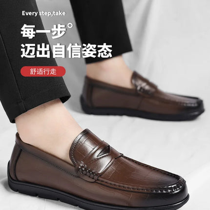 Scarpe da uomo in pelle, stile britannico casual e alla moda, un passo sui mocassini pigri
