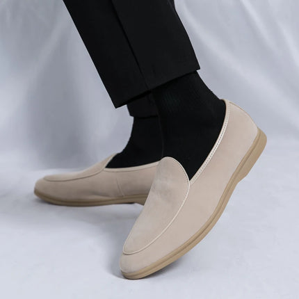 Mocassini da uomo in pelle scamosciata di alta qualità autunnali Scarpe casual piatte semplici Scarpe da sposa per feste Mocasin da esterno in pelle nabuk di marca di lusso