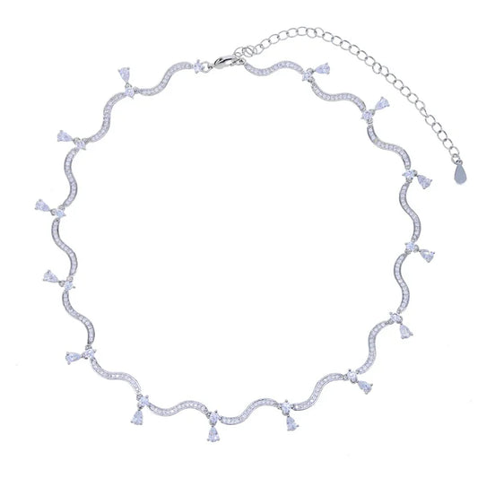 2025 Moda Bianco Rosa Tear Drop Cubic Zirconia Micro Pavimenta CZ Pavimentato Bling Wave Bar Cuore Fascino Collana Girocollo Gioielli da donna