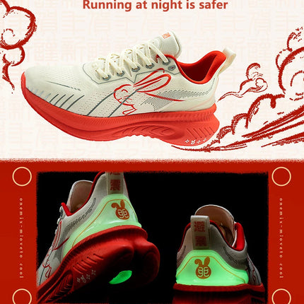 ONEMIX 2025 Nuove scarpe da ginnastica Buffer Scarpe da corsa Runner pesanti da uomo Scarpe sportive da esterno leggere e traspiranti antiscivolo PlatiNum