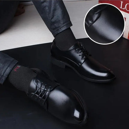 Scarpe Formali da Uomo in Pelle Traspirante con Design Traforato, Casual Estive a Punta Tonda e Tacco Basso, Comode da Indossare