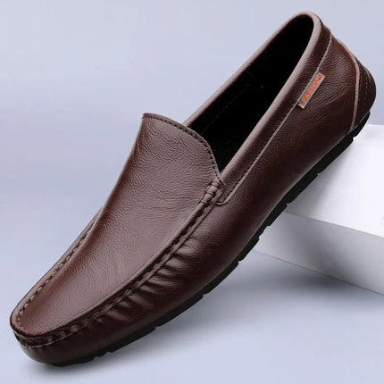 Scarpe casual da uomo in vera pelle Mocassini da uomo di marca di lusso Mocassini Slip traspiranti su scarpe da guida italiane Chaussure Homme