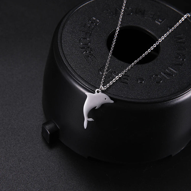 Amaxer Stainless Steel Necklace For Women Man Jumping Dolphin Choker Pendant Necklace Engagement Jewelry PlatiNum