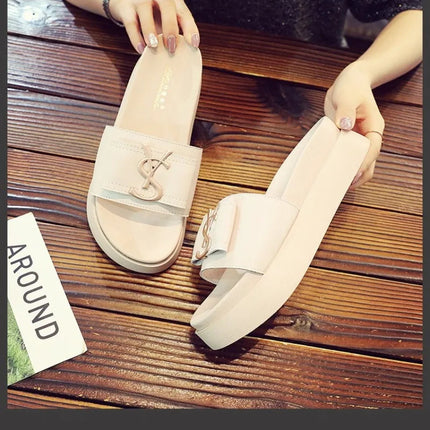 2025 Summer New Women's Fashion Letter Designer Sandals Casual Thick Bottom Round Toe Leather Beach Shoes Женские Сандалии PlatiNum