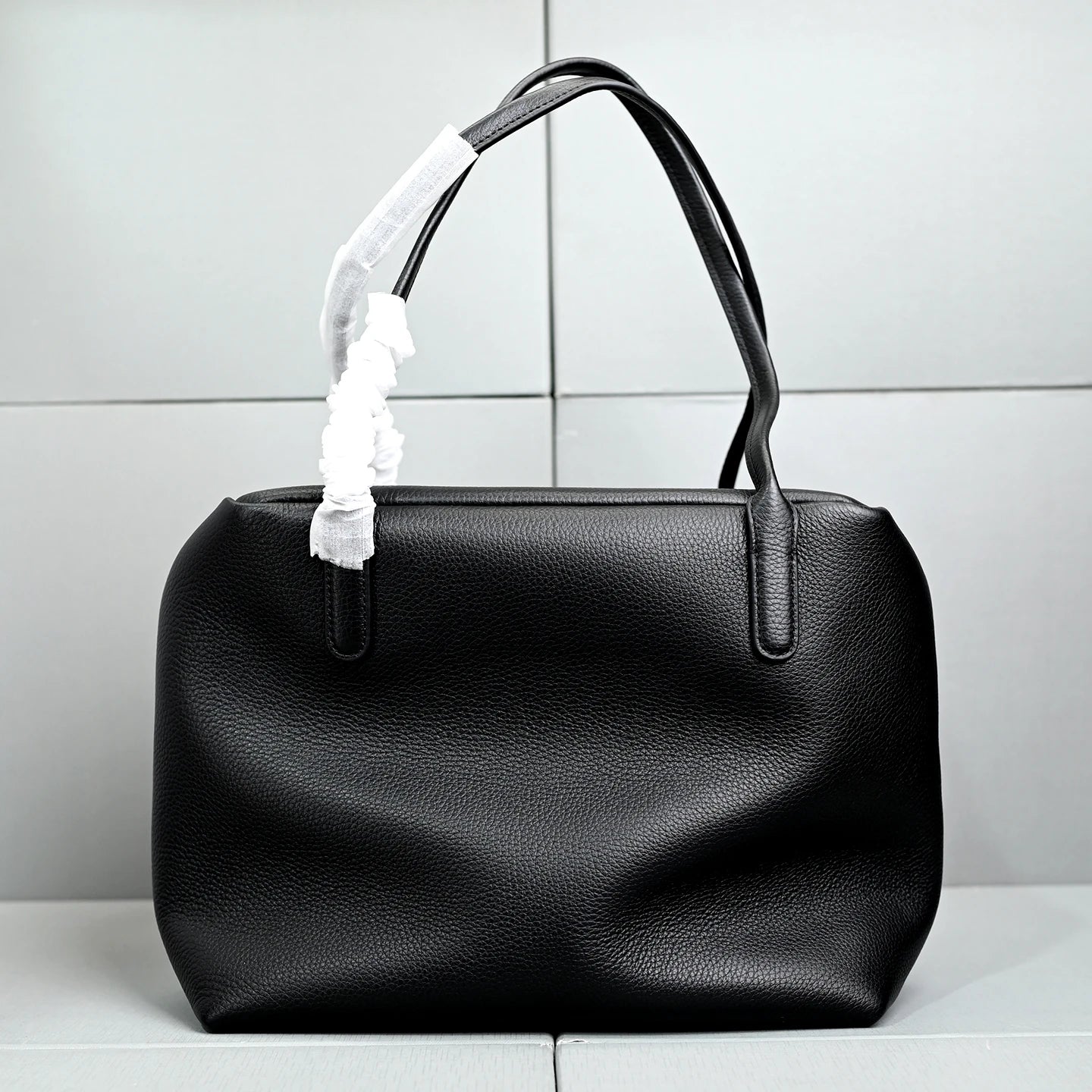 XHTY Genuine Leather Shoulder Bag Underarm Bag Women Soft Large Capacity Bowling Bag Simple Fashion Top Layer Cowhide New Model