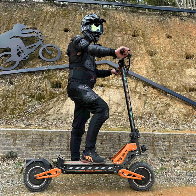 DT10 doppio motore 3300w52V20.8AH IPX5 scooter elettrico adulto potente scooter elettrico fuoristrada professionale super scooter 70 kmh