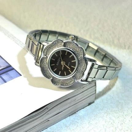 Orologi al quarzo da donna con intarsio floreale in zirconio, design chic di lusso, cinturino in acciaio inossidabile, regalo di compleanno per lei platinumshop