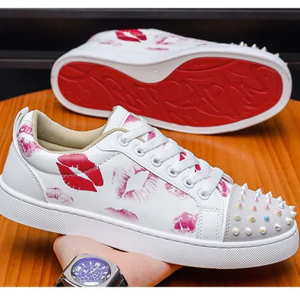 Fashion Trend Couples Casual Sneakers Red Sole Rivet Board Shoes for Men High Quality Man's Leather Sneakers for Men Women Shoes