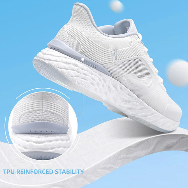 ONEMIX Scarpe da corsa bianche per uomo Outdoor Donna Sneakers atletiche Maratona Sport Scarpe da passeggio Viaggi Trekking Calzature da jogging PlatiNum
