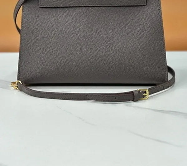 Women's handbag Bag for Woman of Genuine Leather in Gold or Silver Buckle Designer Bag Women's bag Luxury brand bag Shoulder ba PlatiNum