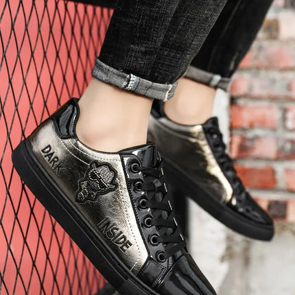 Men Casual Shoes Patent Leather Flats Skate Men Cool Driving Shoes Male Walking Shoes Sneakers Dress Trend the Latest Leisure