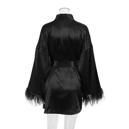 Accappatoi di piume Mini abito sexy in raso a maniche lunghe Vestaglia allentata per le donne Abito da sposa bianco Abiti da sposa neri