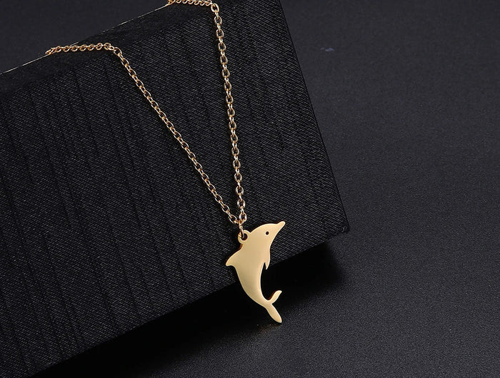 Amaxer Stainless Steel Necklace For Women Man Jumping Dolphin Choker Pendant Necklace Engagement Jewelry PlatiNum