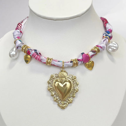 Collana bandana morbida con ciondolo a forma di fiore a forma di cuore placcato in oro per gioielli impilabili da donna e ragazza PlatiNum