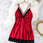 Luxe Plus - Chemise in raso rosso taglia: intricati accenti di pizzo nero, design a V profondo per un fascino romantico ed elegante. biancheria intima sexy calda