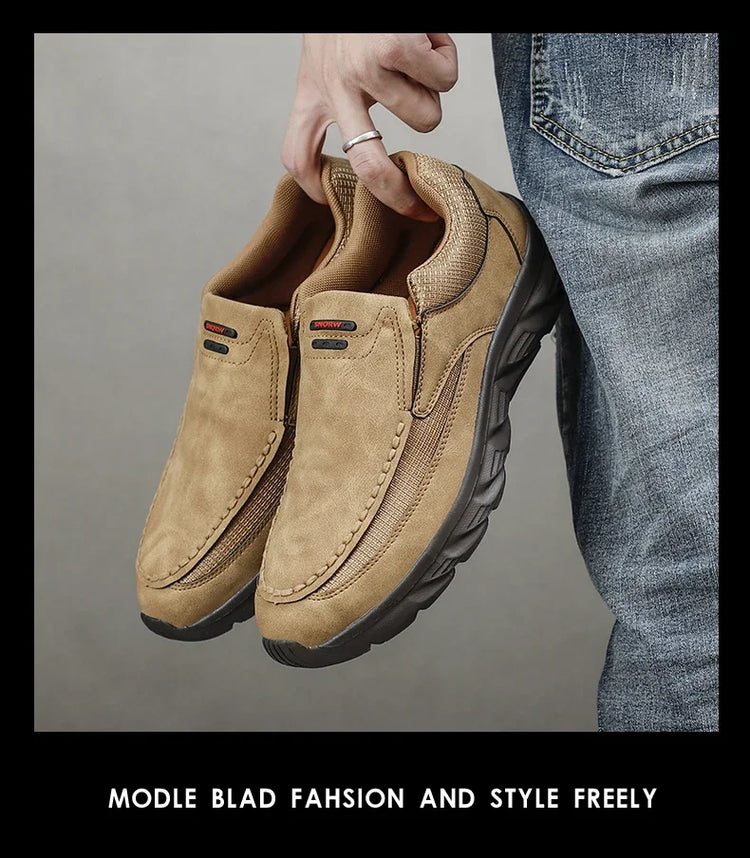 Scarpe Casual in pelle da uomo mocassini traspiranti Sneakers da uomo 2024 nuove scarpe da ginnastica piatte in pelle comode da uomo scarpe da uomo