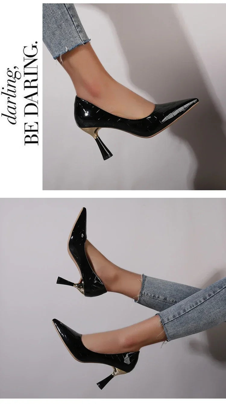 Scarpe Donna 2024 Tendenza Nuova Estate Tacchi rossi Donna elegante Décolleté con tacco nero e punta a punta Abito in pelle Scarpe da donna bianche