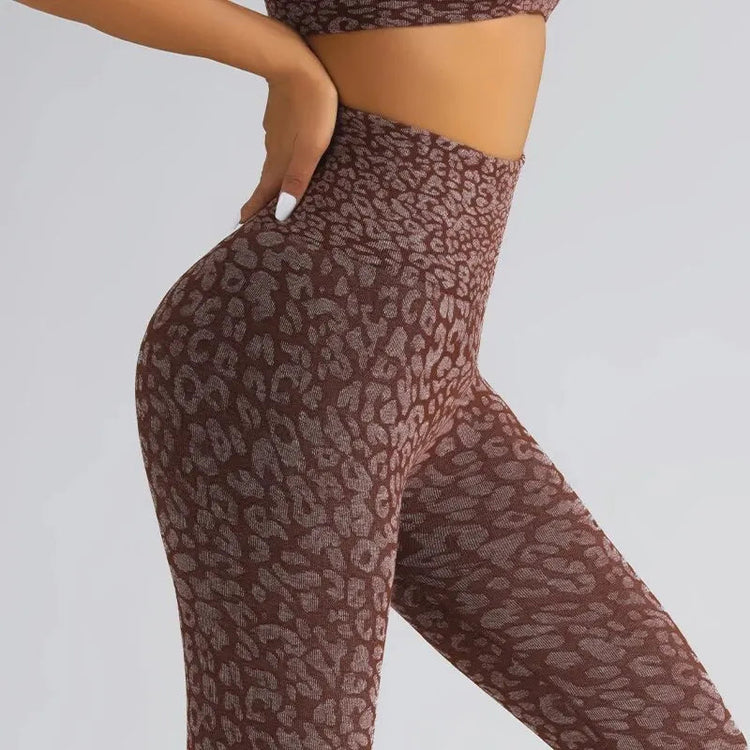 Women's Seamless Leopard Print Yoga Pants with Hip Lifting and High Waist Fitness Pants with High Elasticity PlatiNum