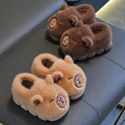 Winter 2025 Children's Capybara Slippers Parents Kids Size 24-45 Cartoon House Slippers Non Slip Soft Sole Plush Slippers Women