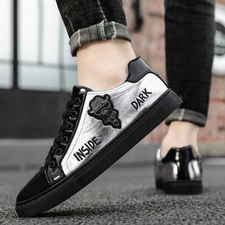 Men Casual Shoes Patent Leather Flats Skate Men Cool Driving Shoes Male Walking Shoes Sneakers Dress Trend the Latest Leisure
