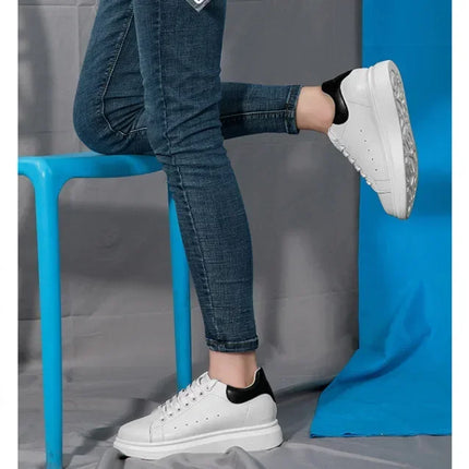 New Men women sneakers height increasing shoes invisible 6 8 10cm heighten sports shoes man taller lift white elevator shoes