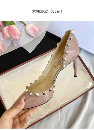 scarpe da donna di marca di lusso Sandali da donna Rivetti estivi Tacchi alti Lato vuoto Scarpe da donna da ballo in pelle moda femminile da donna
