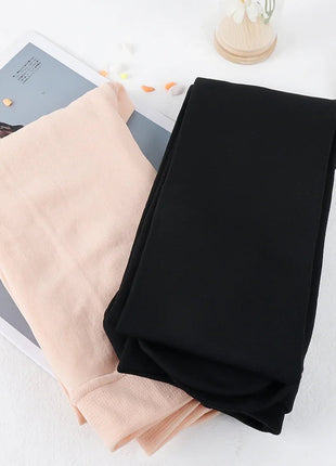 Women New Large Size Pantyhose with Extra Thick Fleece and One-piece Leggings Colored Tight Fitting Pantyhose PlatiNum