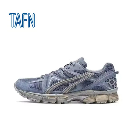 Scarpe stile retrò atletico con suola segmentata antiscivolo, adatte per jogging, attività all'aperto, uscite casual e fitness per adulti.
