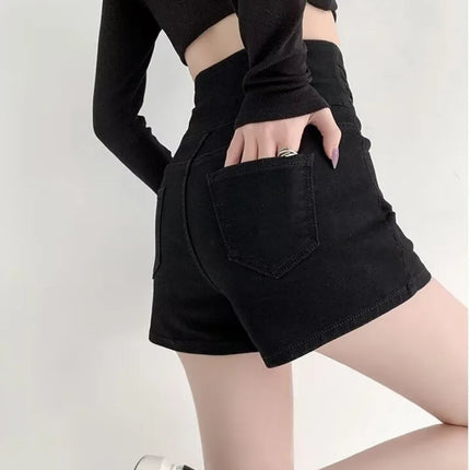 Women's super high waisted denim shorts for summer girls, new black A-line waist cinching slimming design, hot pants PlatiNum