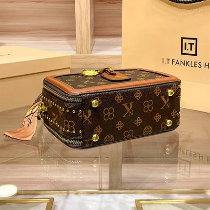 Brand Women's Bag 2025 New Style Light Luxury Western Style High Quality Handbag Designer Casual Versatile Crossbody Bag PlatiNum