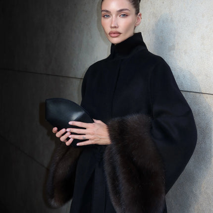 Lady Long Wool Blend Coat Stand Collar Faux Fur Cuffs Belted Waist Loose Oversized Maxi Wrap Outerwear Elegant Winter Overcoat
