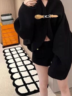 High-end Brown Short Woolen Coat for Women 2026 Autumn New Loose Silhouette Cloak Woolen Coat