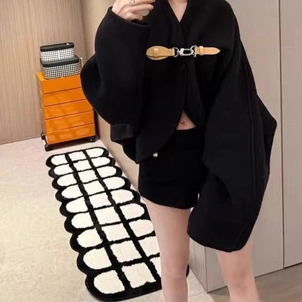 High-end Brown Short Woolen Coat for Women 2026 Autumn New Loose Silhouette Cloak Woolen Coat