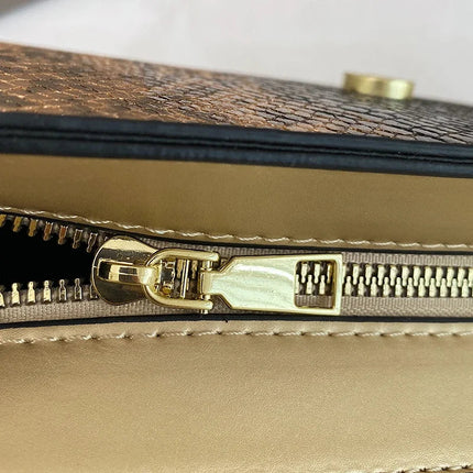 New Ladies Metal Buckle Simple Fashion Shoulder Bag Party Commuting Bag Women Luxury Brand Design PU Leather Bag PlatiNum