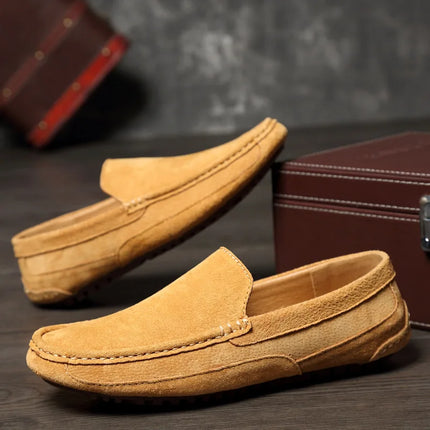 Mocassini da uomo in pelle scamosciata di lusso 2022 scarpe casual da uomo scarpe da barca fatte a mano da uomo Slipon scarpe da guida mocassini maschili Zapatos