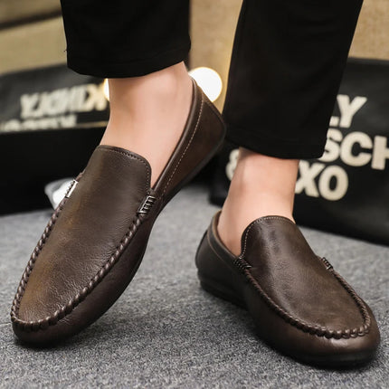 Slip on traspirante in vera pelle da uomo scarpe da guida marchio di lusso italiano uomo mocassini uomo scarpe casual mocassini Chaussure Homme