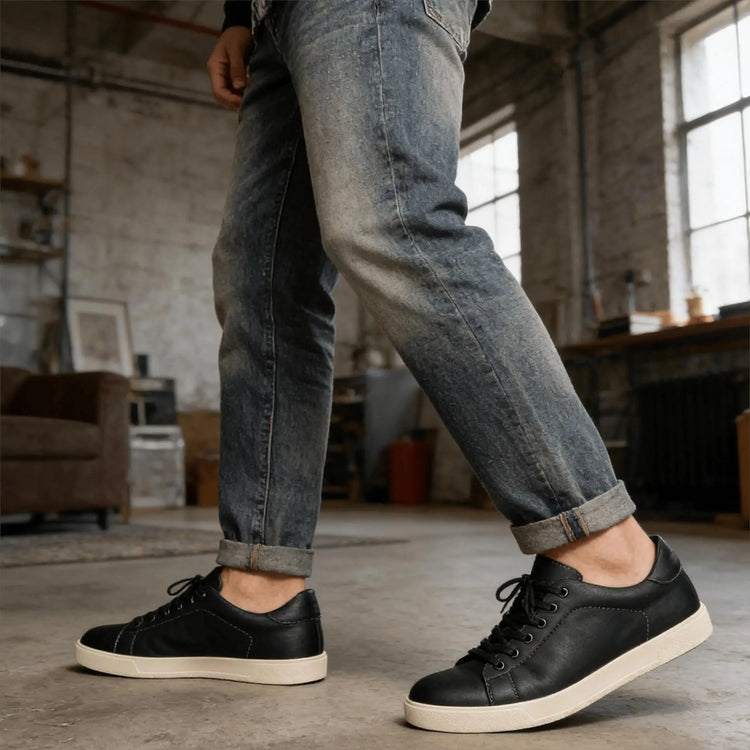 Krasovki Lightweight Fashion Casual Breathable Male Shoes Adult
