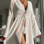 White / M